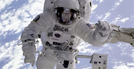 Research Suggests Astronaut Training Could Help Cancer Patients