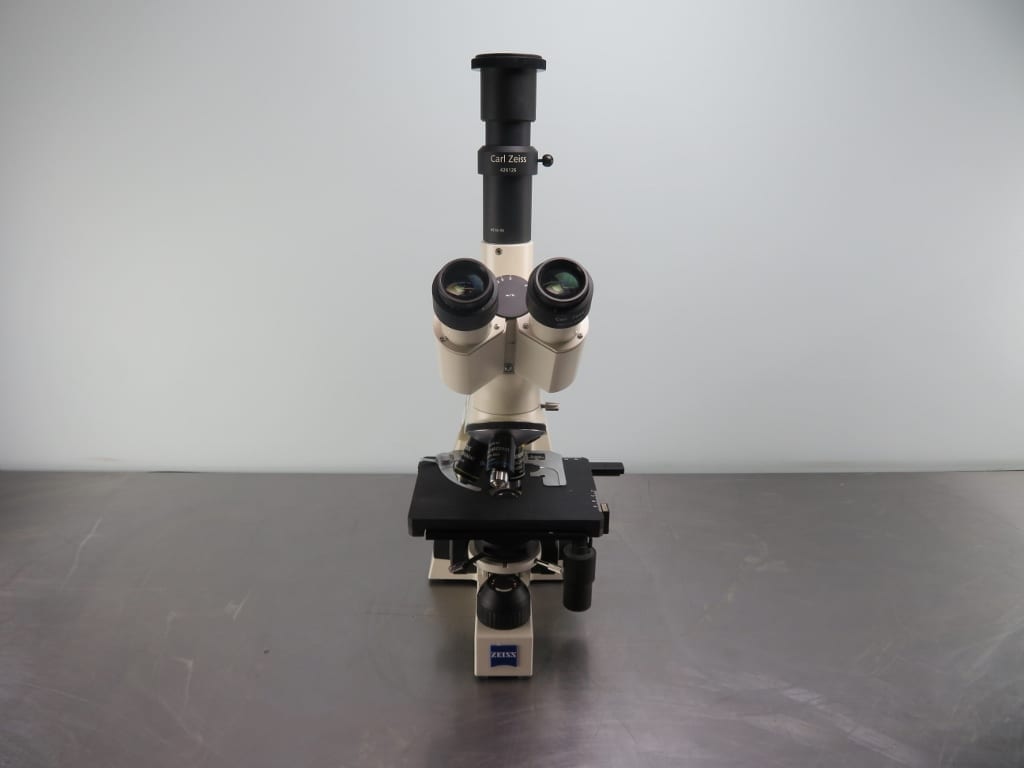 Zeiss Axiostar Plus Microscope