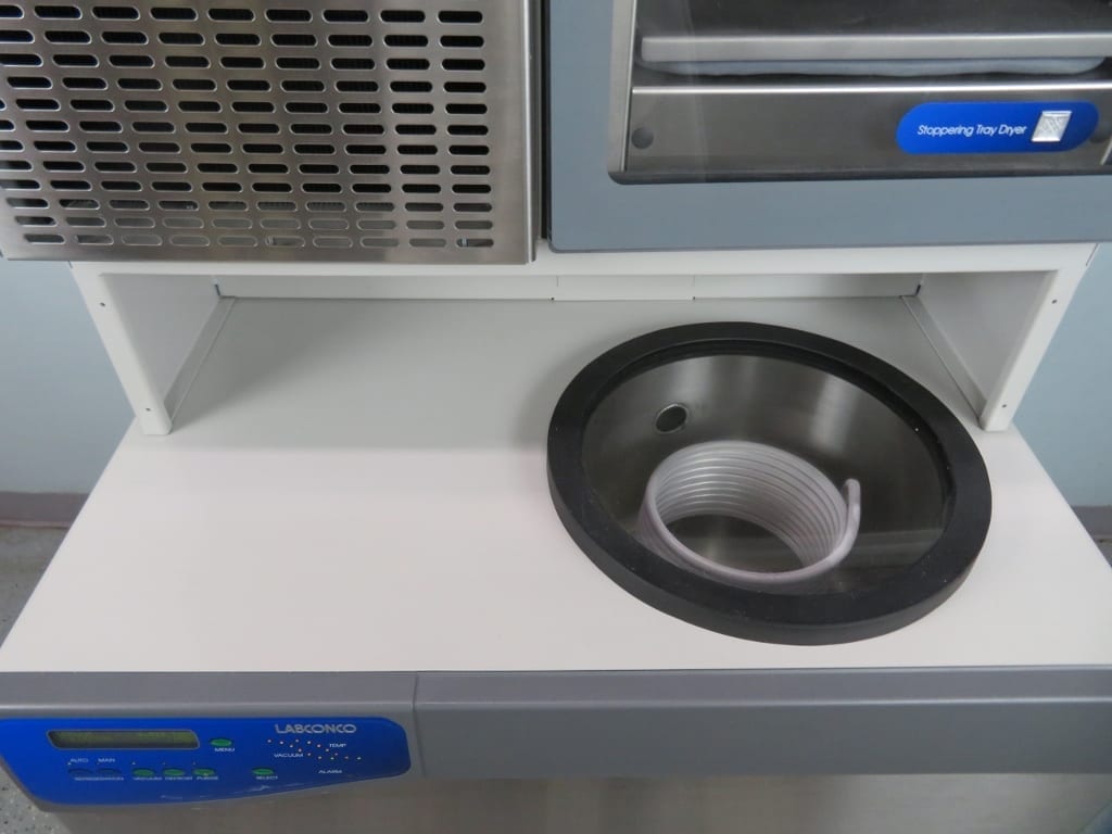 Labconco Freezone 6 Freeze Dryer with Stoppering Tray