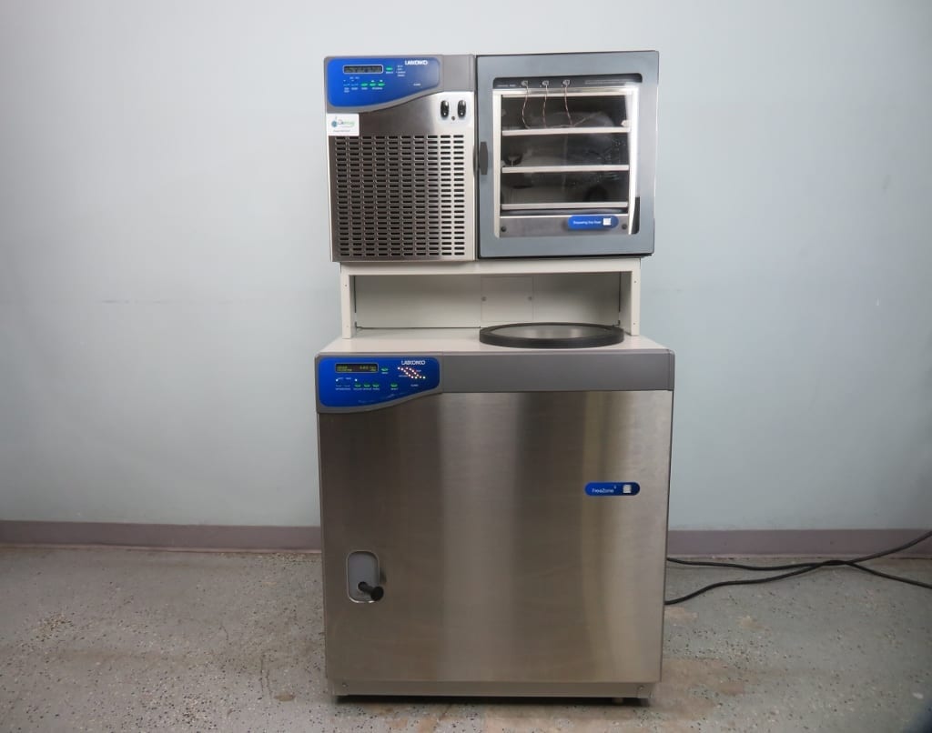Labconco Freezone 6 Freeze Dryer with Stoppering Tray
