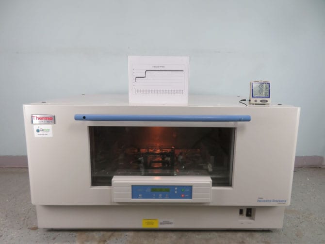 Thermo MaxQ 8000 Shaking Incubator