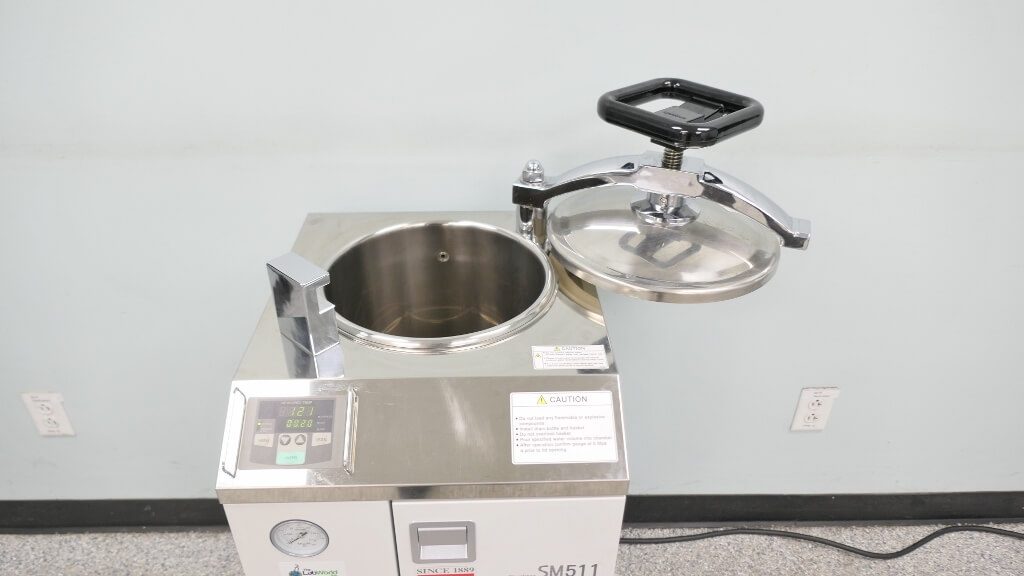 Yamato Sterilizer SM511 The Lab World Group
