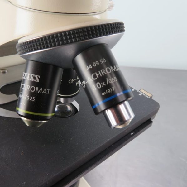 Zeiss Axiostar Plus Microscope