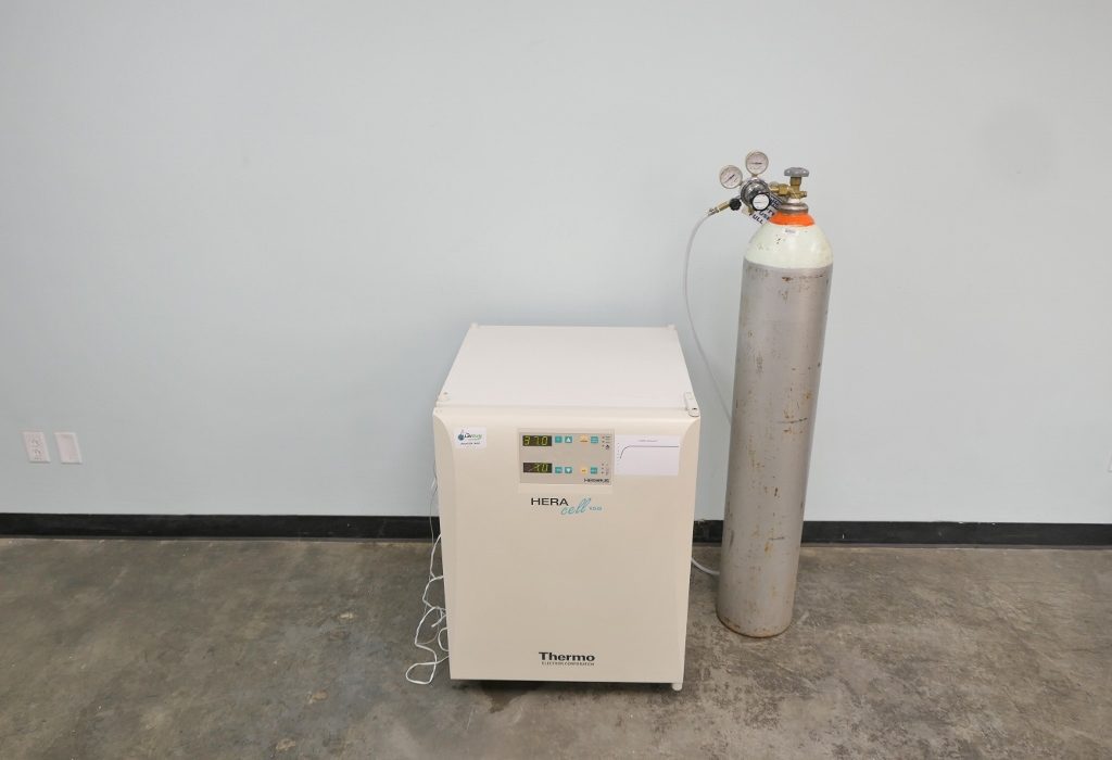 HeraCell 150 CO2 Incubator Dual Stack - The Lab World Group
