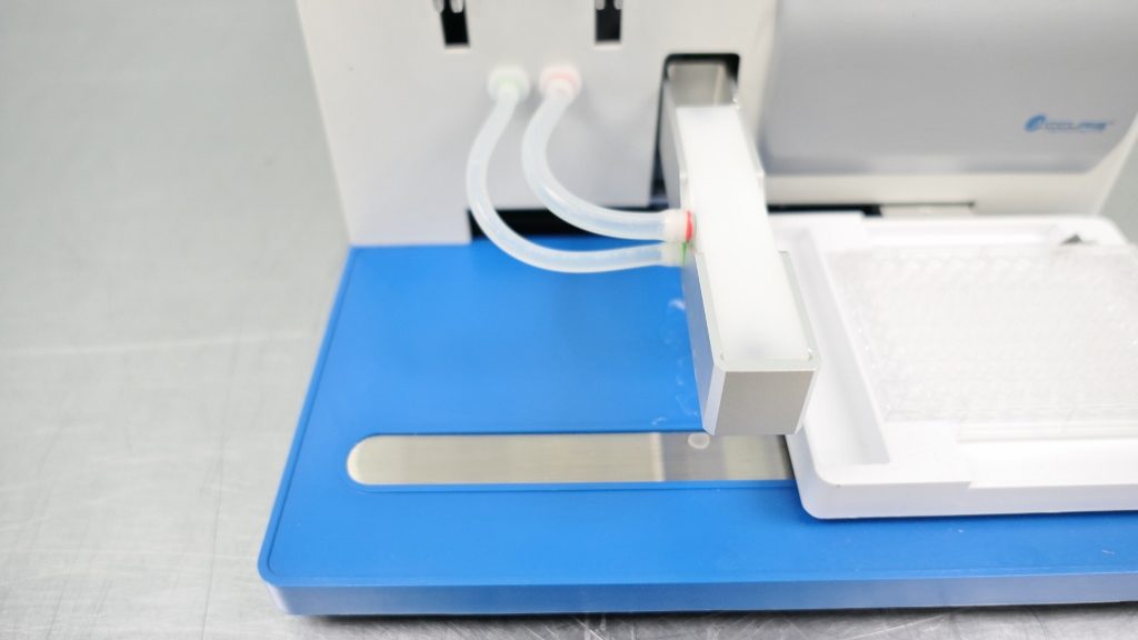 Accuris Microplate Washer 2021 The Lab World Group