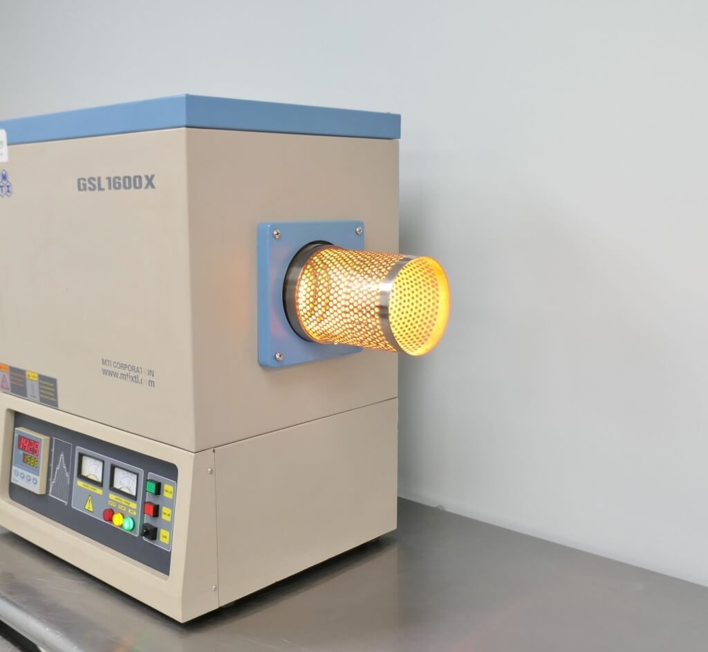 LNB Twin MTI High Line Universel 0,2 DB - Pour Parabole, 2 Sorties, Faible Bruit - Compatible Ap82 Xt2 N