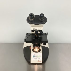 フィルムカメラ LEICA CME Leica M6 (0.72X Finder/28-135mm) 35mm Rangefinder Camera