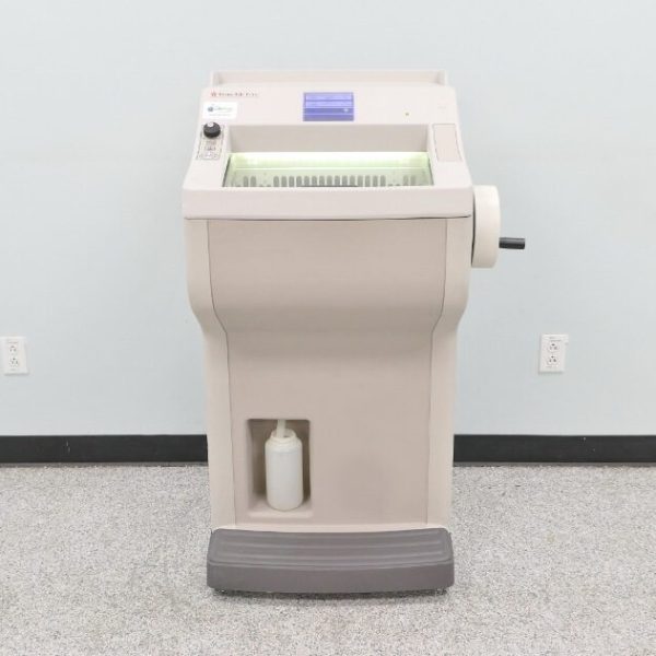 Sakura Tissue Tek Cryo3 Cryostat Machine - The Lab World Group