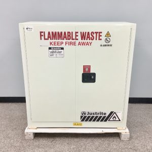 Flame cabinet