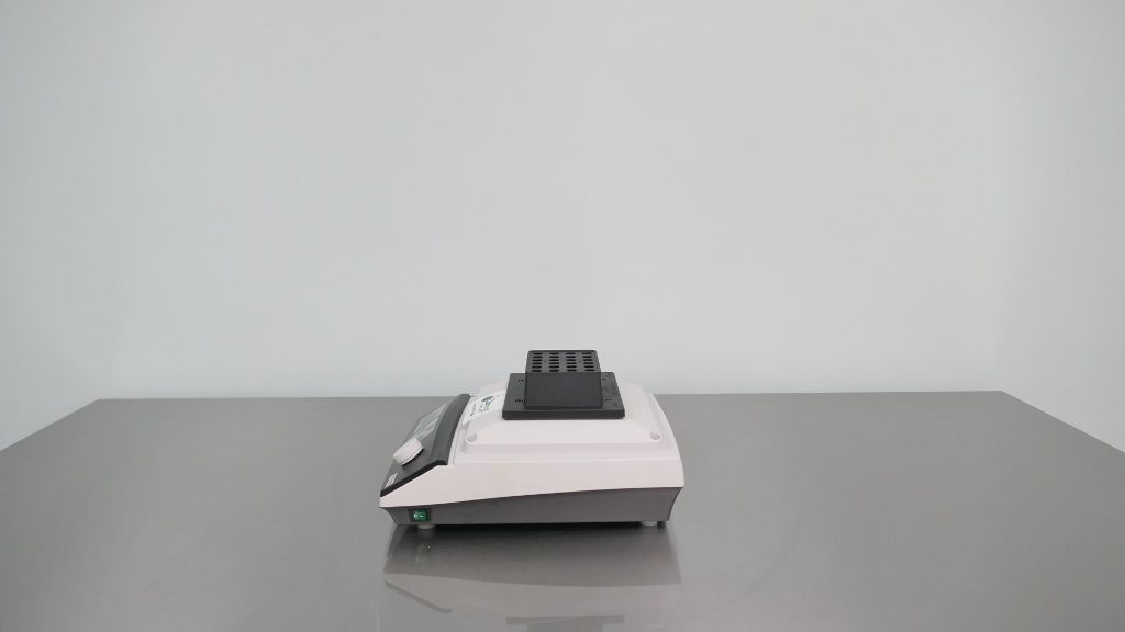 Thermo Scientific Heat Block Shaking Bath The Lab World Group