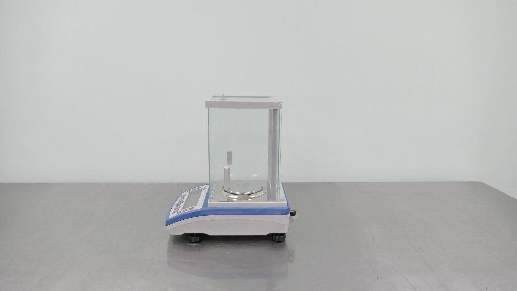 VWR Analytical Balance 164AC The Lab World Group