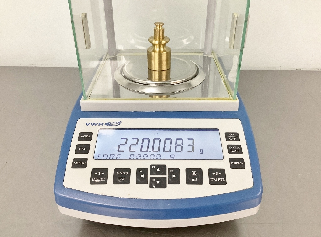 VWR Analytical Balance AC Series - The Lab World Group