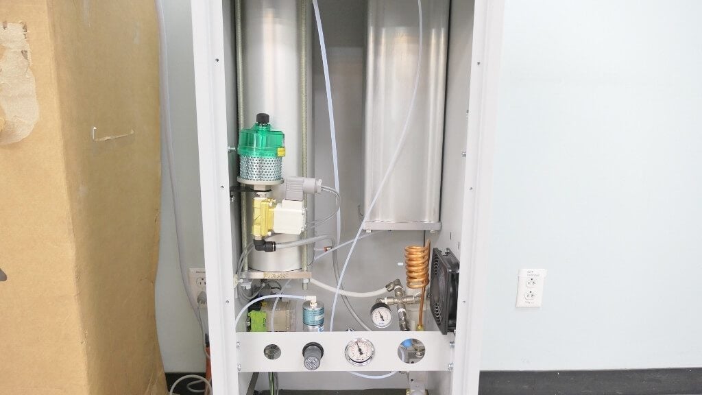 Peak nitrogen generator 2022 unused the lab world group