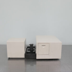 Agilent 8453 Spectrophotometer - The Lab World Group