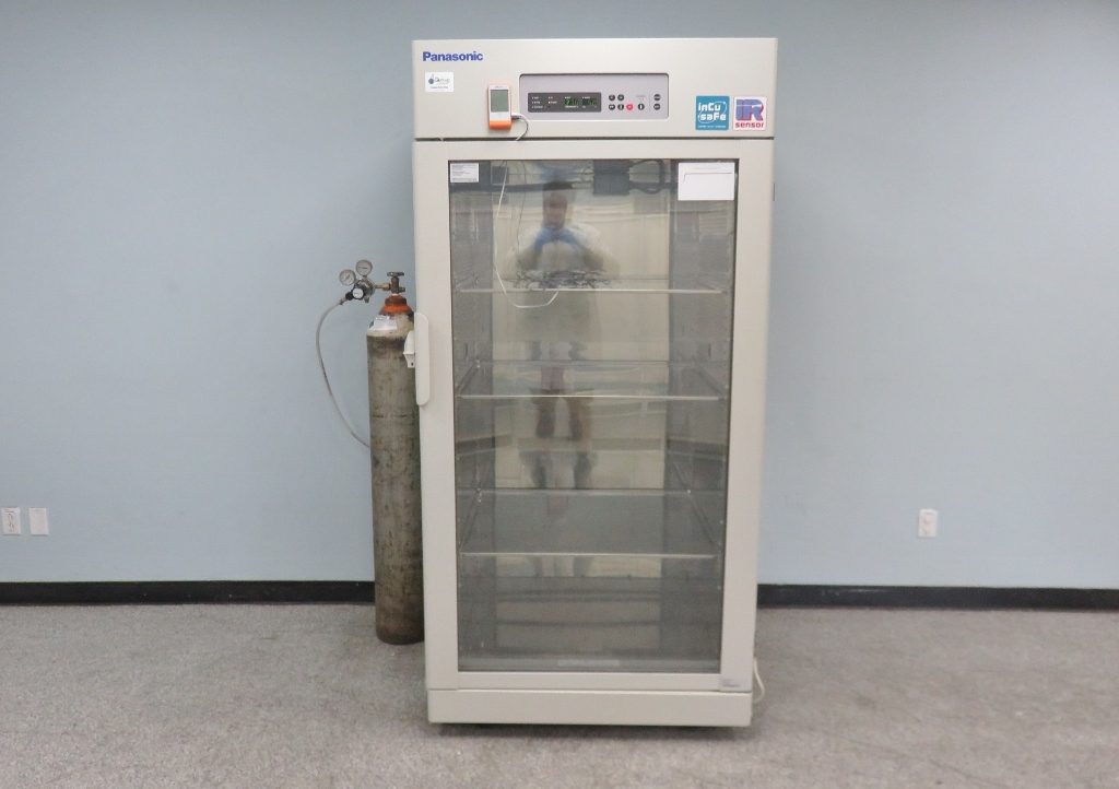 reach-in-co2-incubator.jpg reach-in-co2-incubator.jpg
