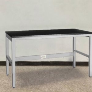 Lab table