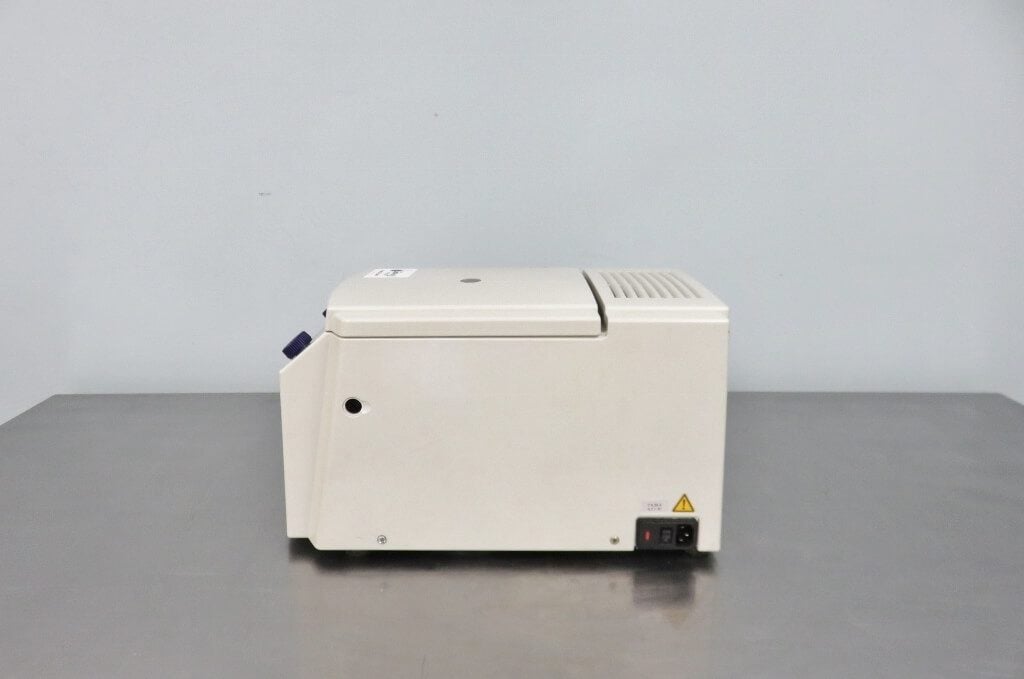 Eppendorf 5415R Refrigerated Centrifuge - The Lab World Group