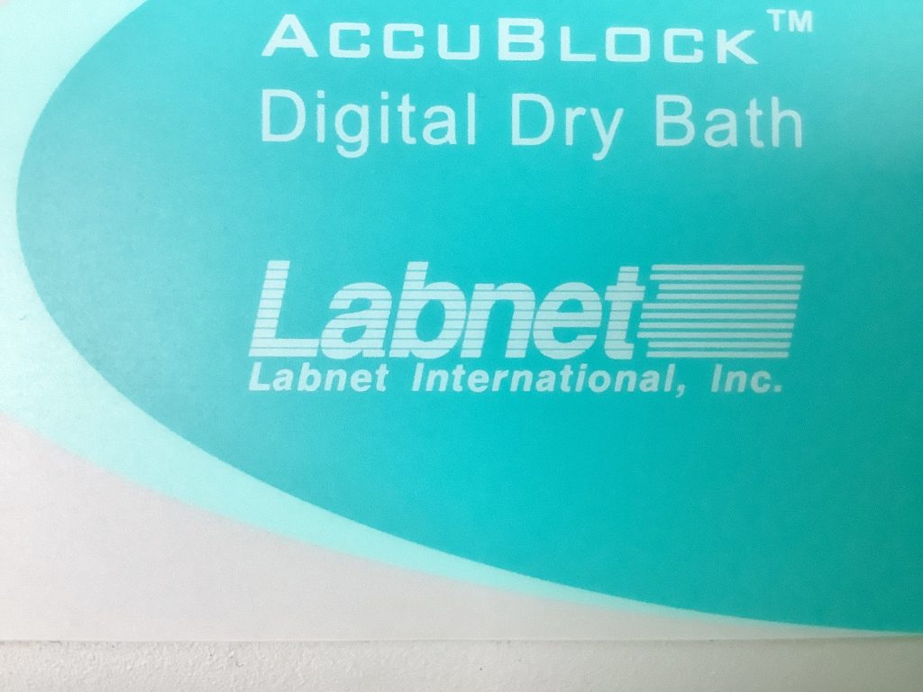 Labnet AccuBlock Digital Dry Bath D1100 - The Lab World Group