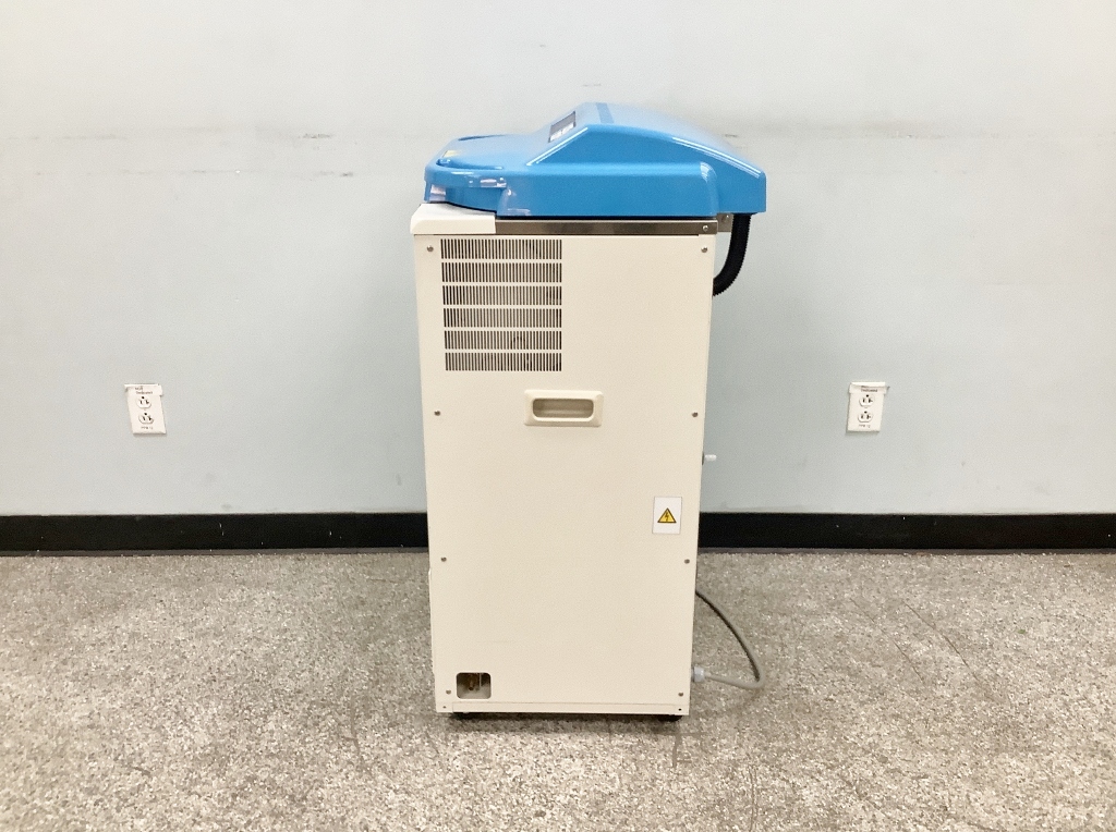 Hirayama HiClave HV-50 Vertical Top Load Autoclave - The Lab World