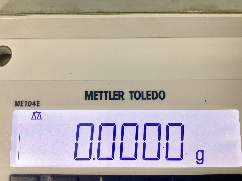 Me54 Mettler Toledo ME104 Analytical Balance - The Lab World Group