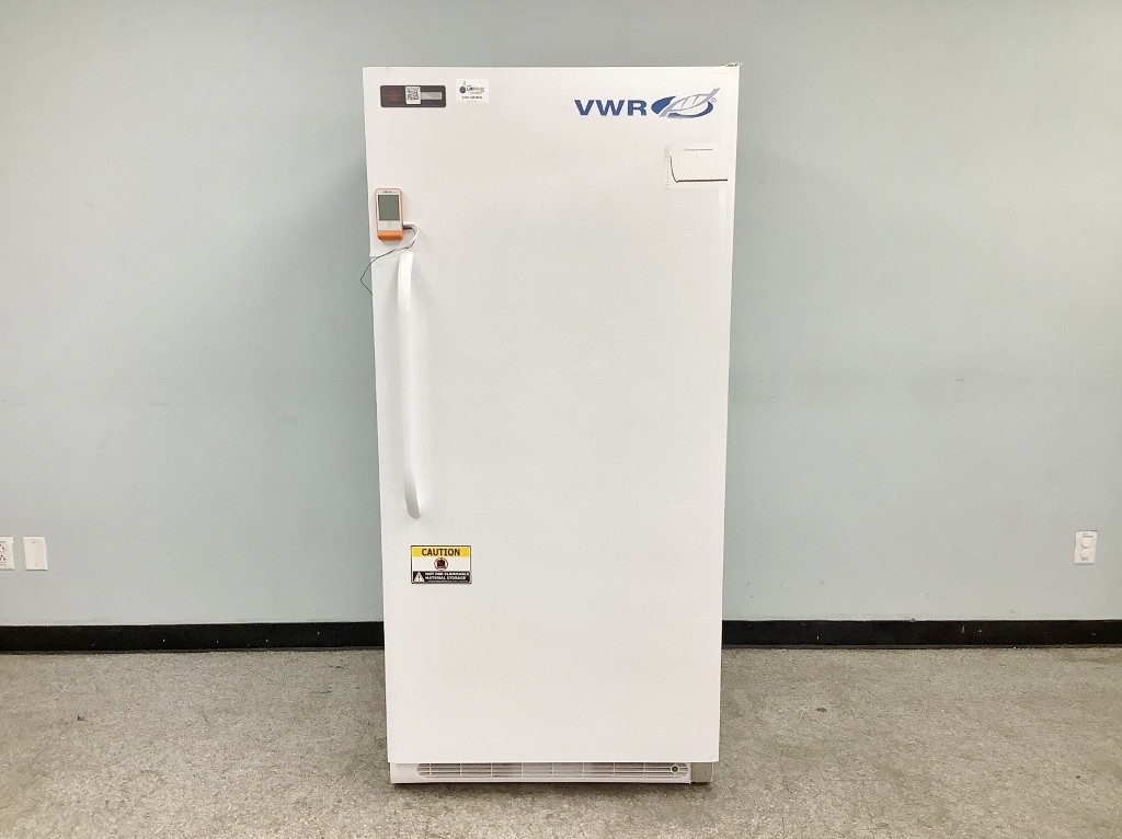 フリーザー FOCUS131 | Summit® Appliance