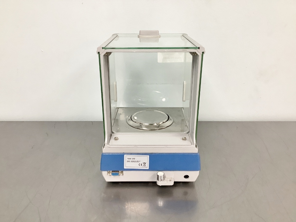VWR 64B Analytical Balance - The Lab World Group