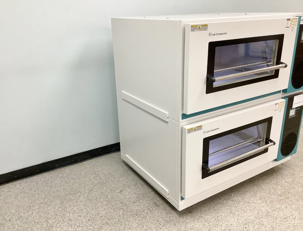 Lab Companion Refrigerated Floor Incubator Shaker ISS-7100 - The Lab ...