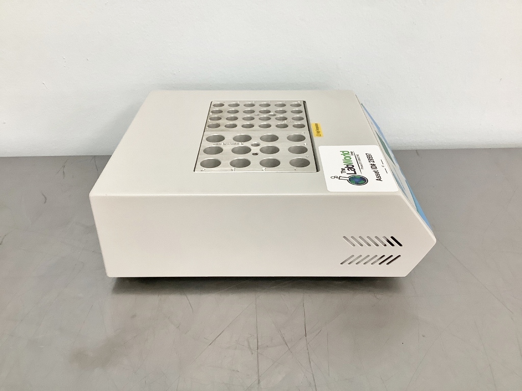Benchmark Digital Heat Block - The Lab World Group