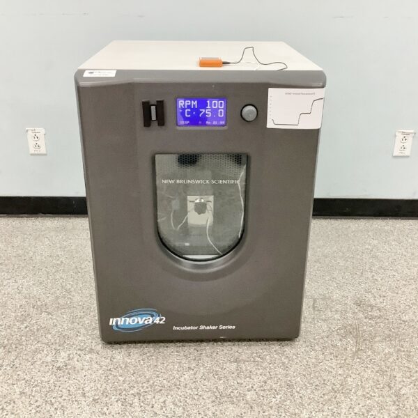 innova-42r-incubator-shaker-